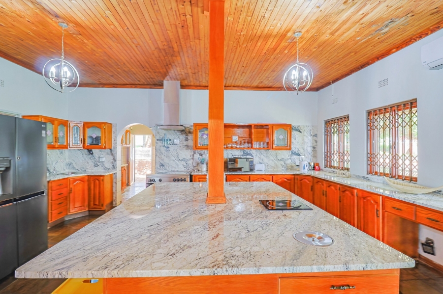 7 Bedroom Property for Sale in Waterkloof A H North West